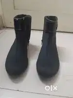 Heeled boots/shoes orginal high quality