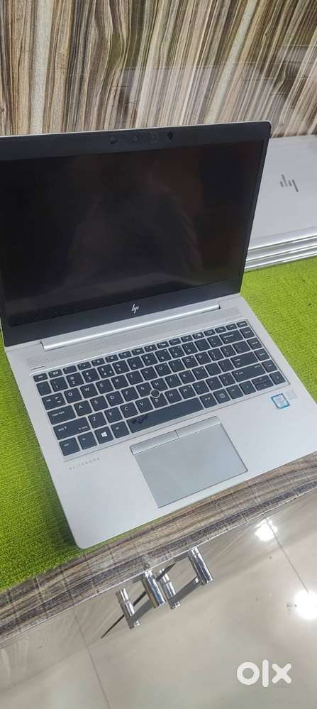 NEW CONDITION HP 840 ELITEBOOK 840 G7 I7 8th gen