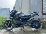 Apache rtr 200 4v