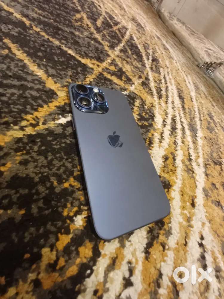 IPHONE 15 PRO MAX WE R DISTRIBUTER DELLER IN REFURBISHED IMPORTED PICE