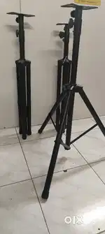 Speaker stand
