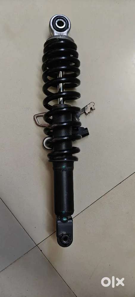 Suzuki access 125 Bs4 original shock absorber for sale in Mumbai