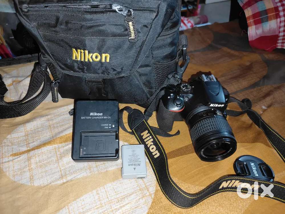 Nikon DSLR D3500