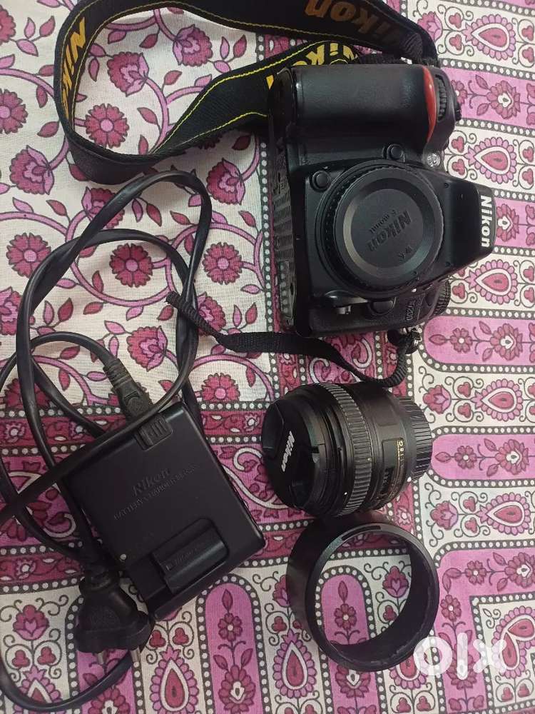 DSLR NIKON D 7200 & 50 MM PRIME LENS