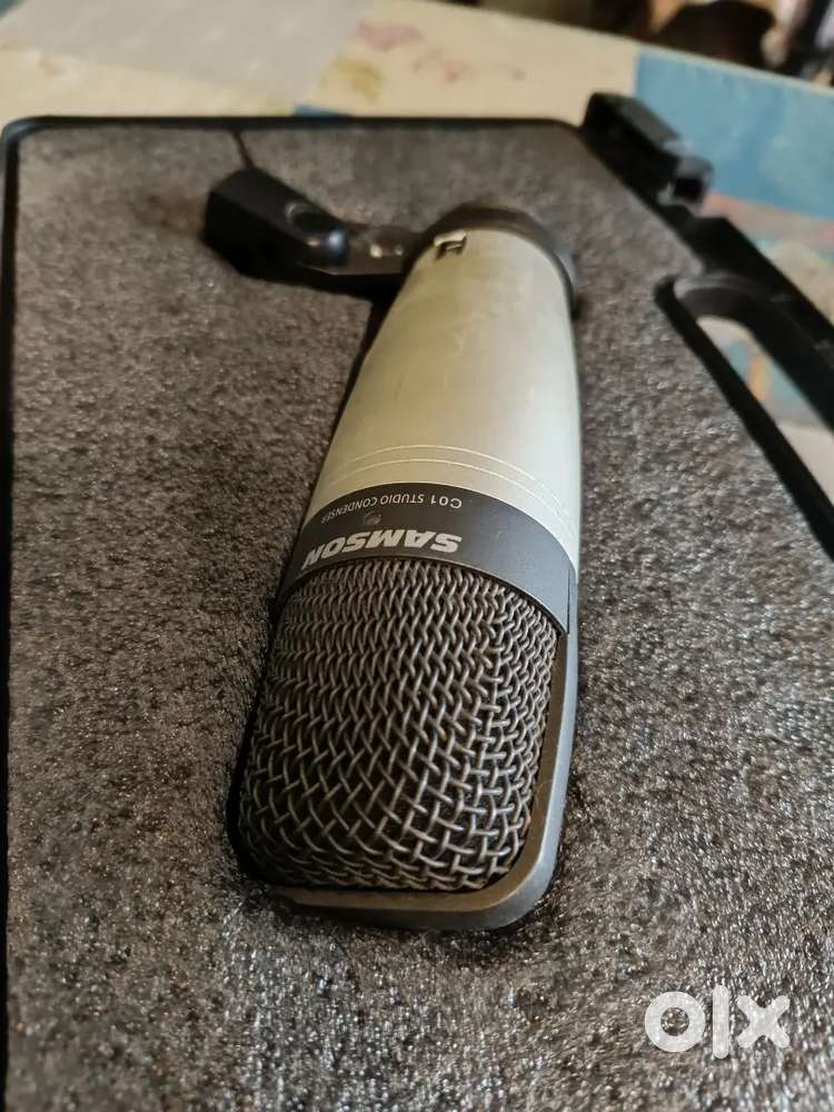 Samson C01 microphone