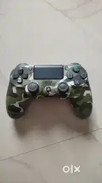 Play Station 4 Slim