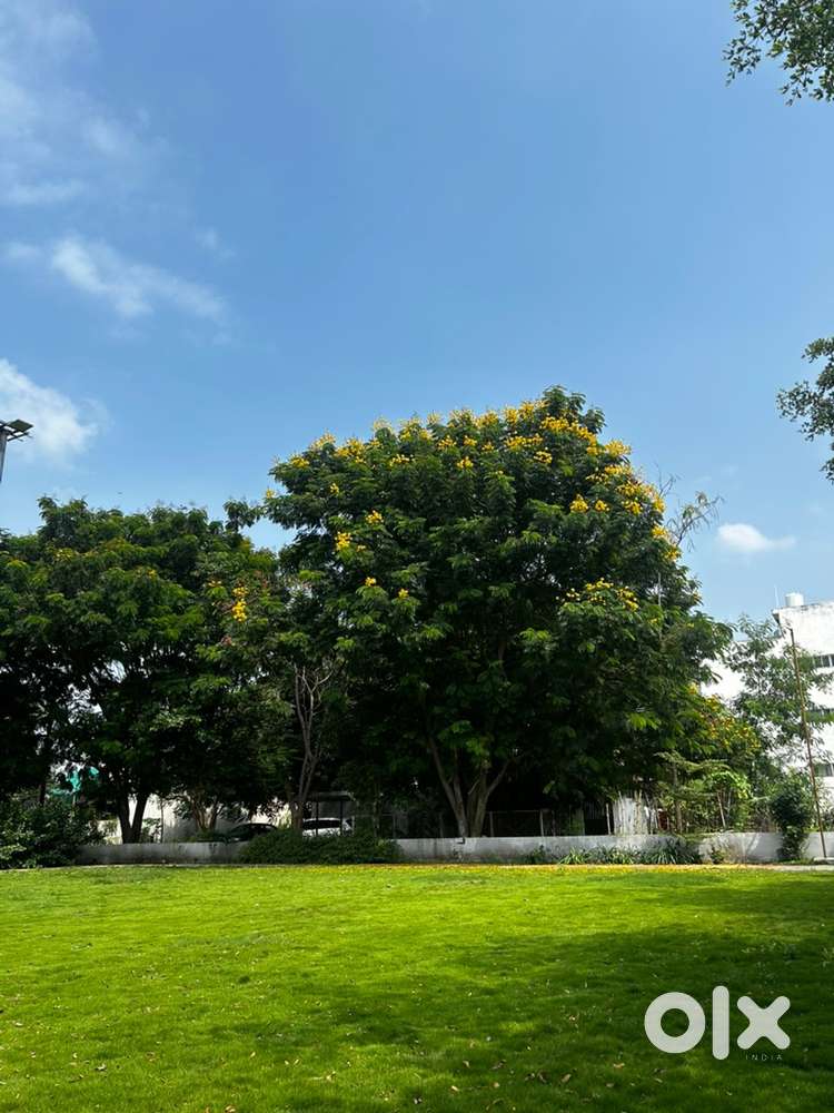 1500 sq feet plot in premium location near phoenix mall