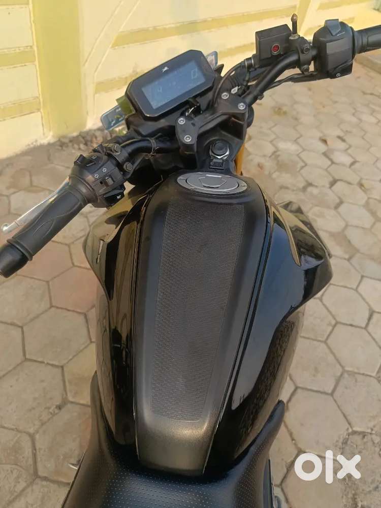 Bike brand new condition all sensor working meret working