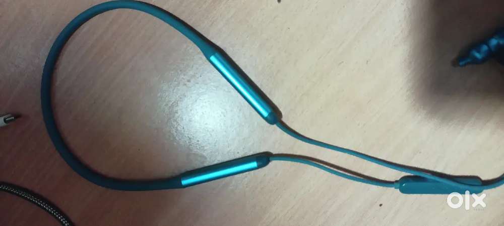 BoAt earphone