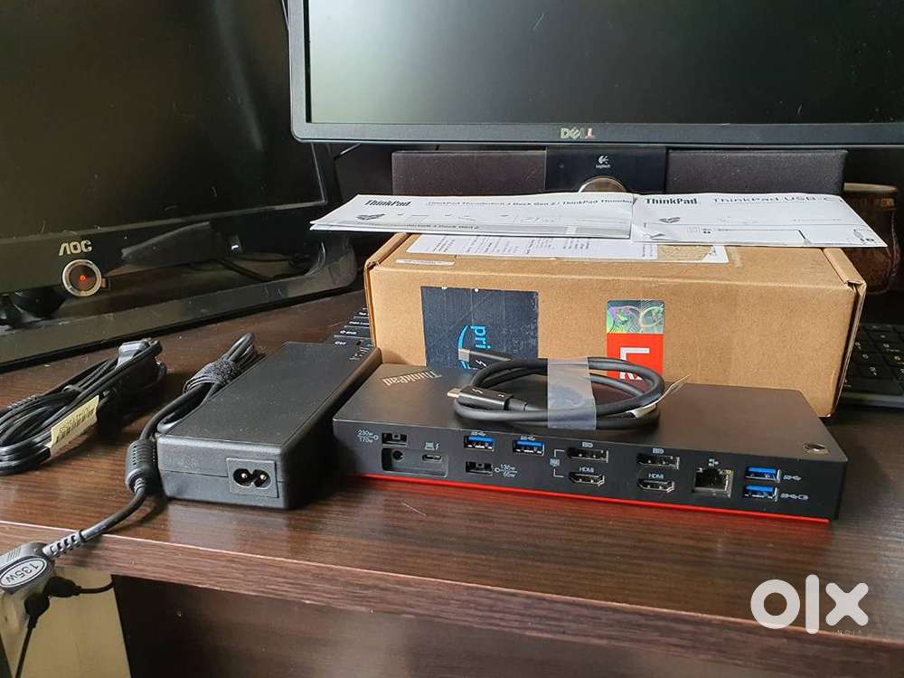 Lenovo ThinkPad Thunderbolt 3 Dock with 135 watt charger and cable