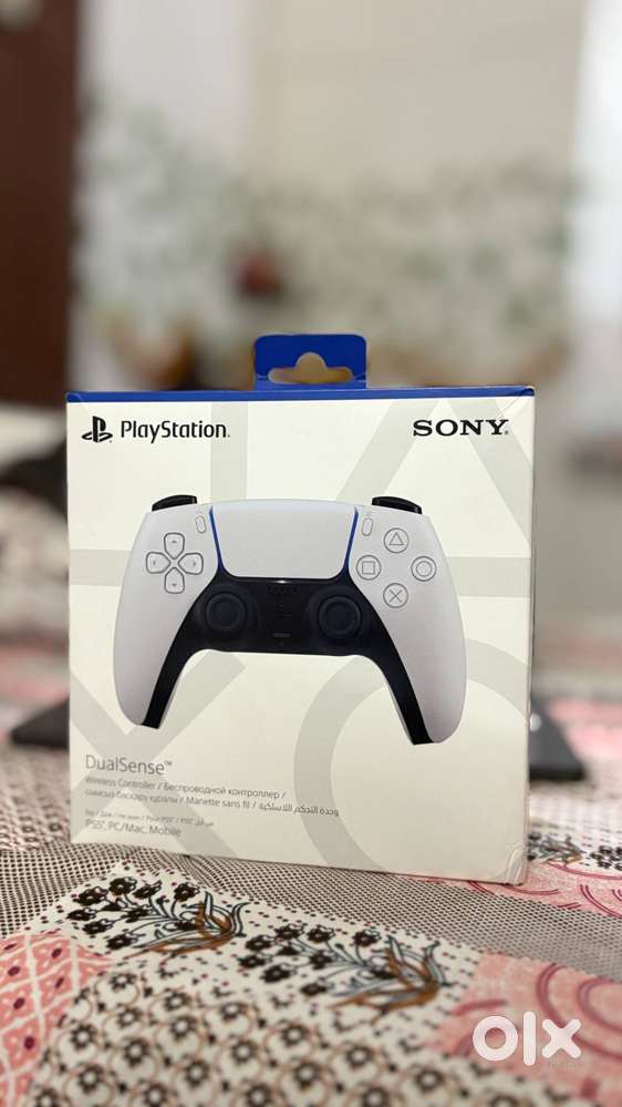PS5 DualSense Controller – Brand New  Box Open Only  1 Month Old