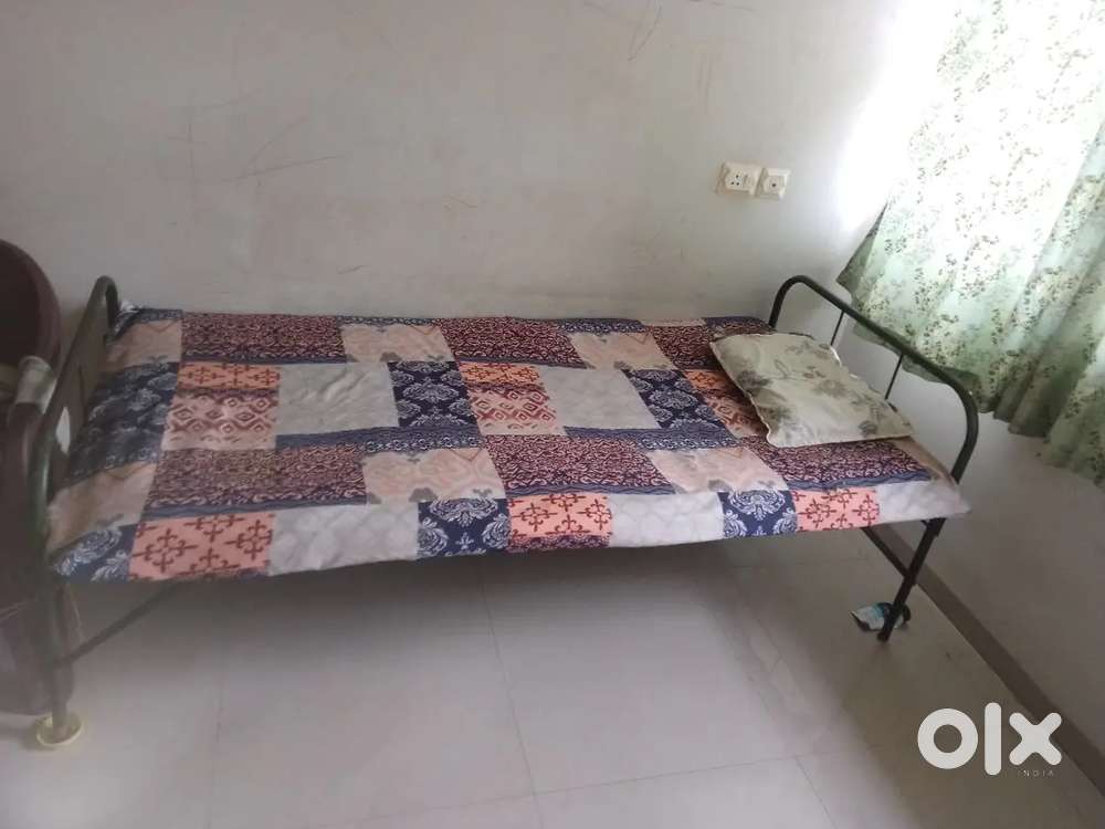 लोहे का पलंग मजबूत लोहे का bed