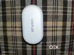 One plus earbud