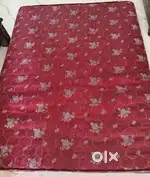 Queen' size mattress Kurlon with good condition for sale