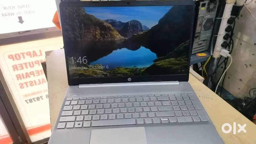 Hp AMD Ryzen3 8gb ram /128ssd/1tb harddisk