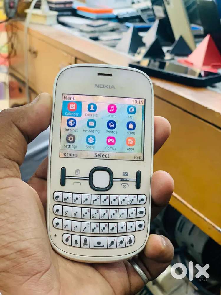 Nokia Asha 200