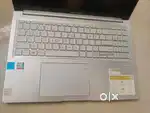 Asus Vivobook 16