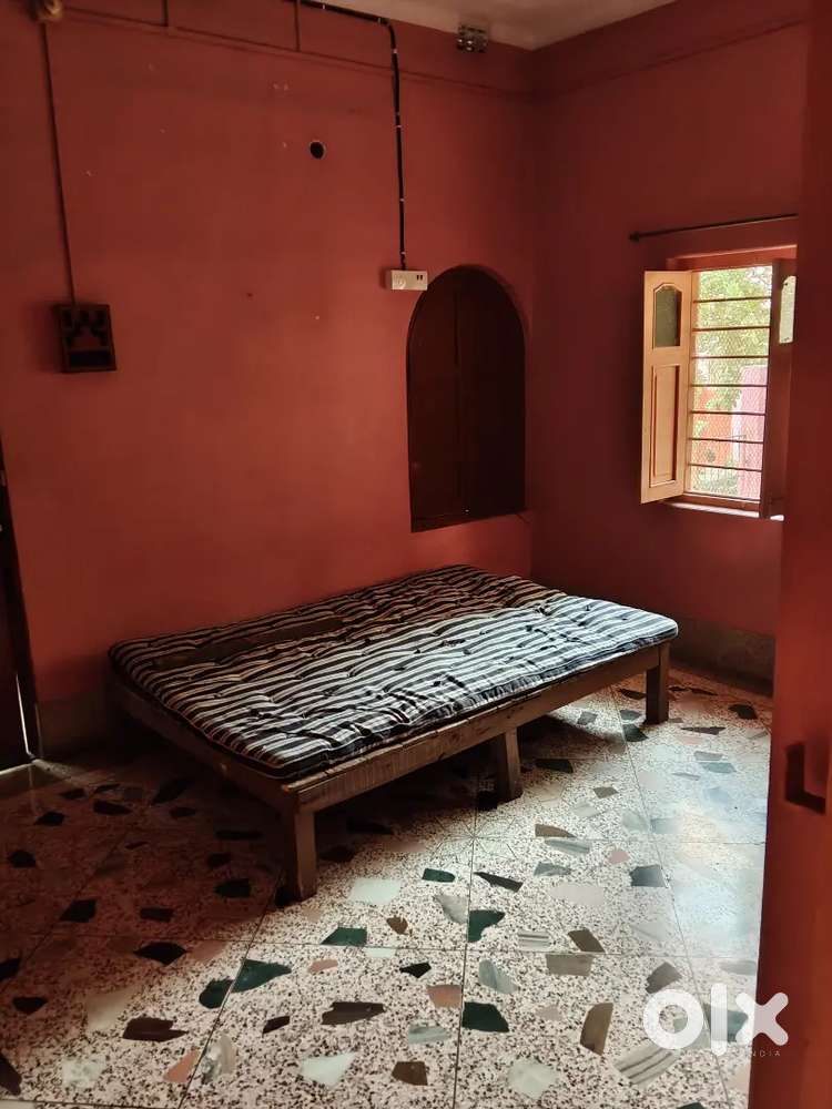 Pratap Bagan House Rent with Attached Bathroom Kitchen - Near to Park