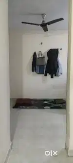 Need 1 female roomate urgent