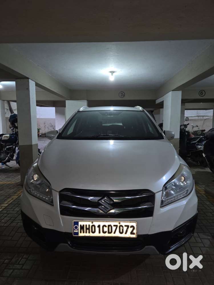 2016 Nexa Scross, Alpha, Top end manual model.