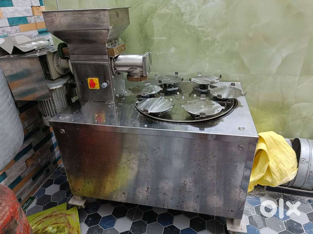 Idiyappam making machine