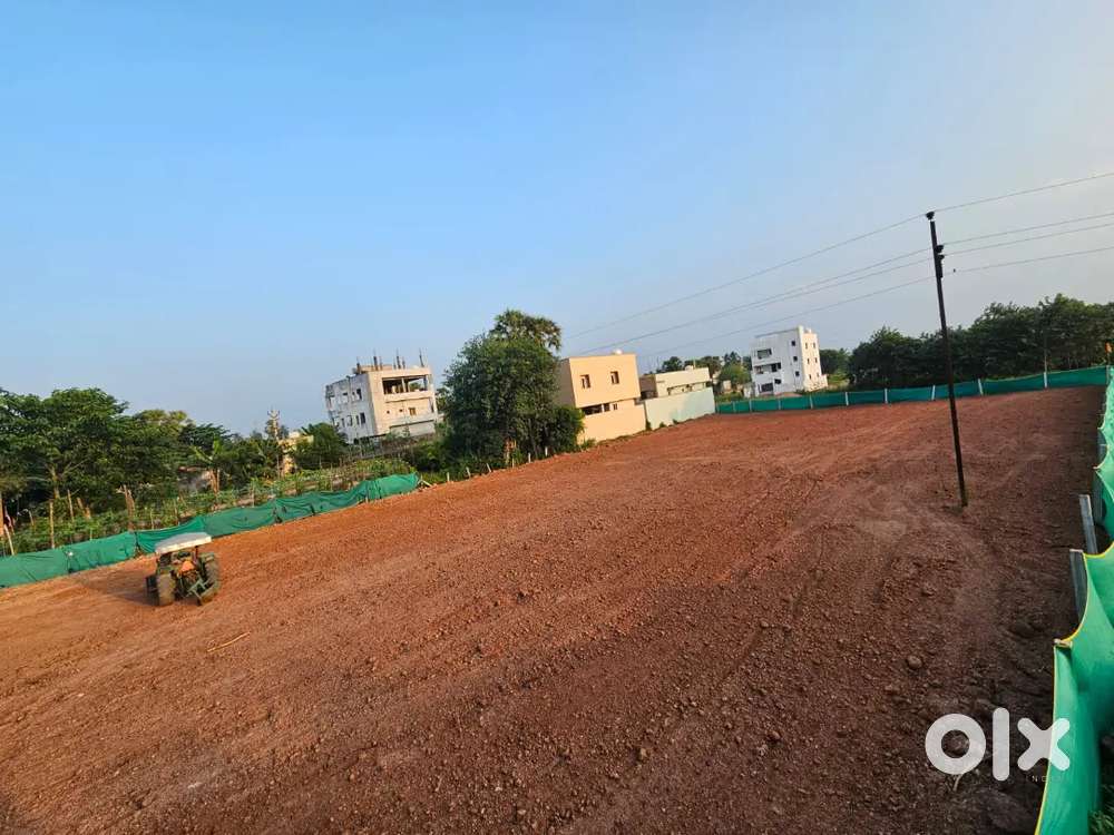 Bommuru kondagunturu lo road facing site