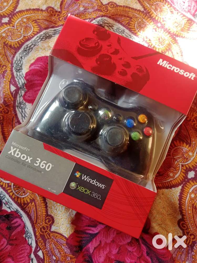 Microsoft Xbox 360 gaming controller