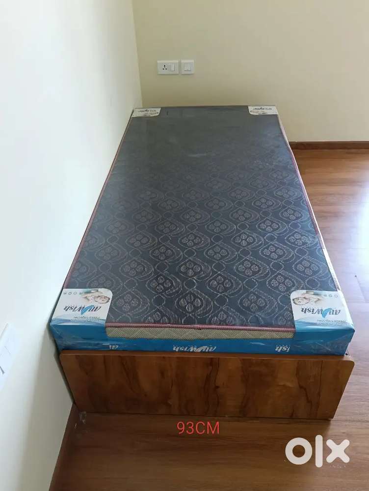 Particularl Bed