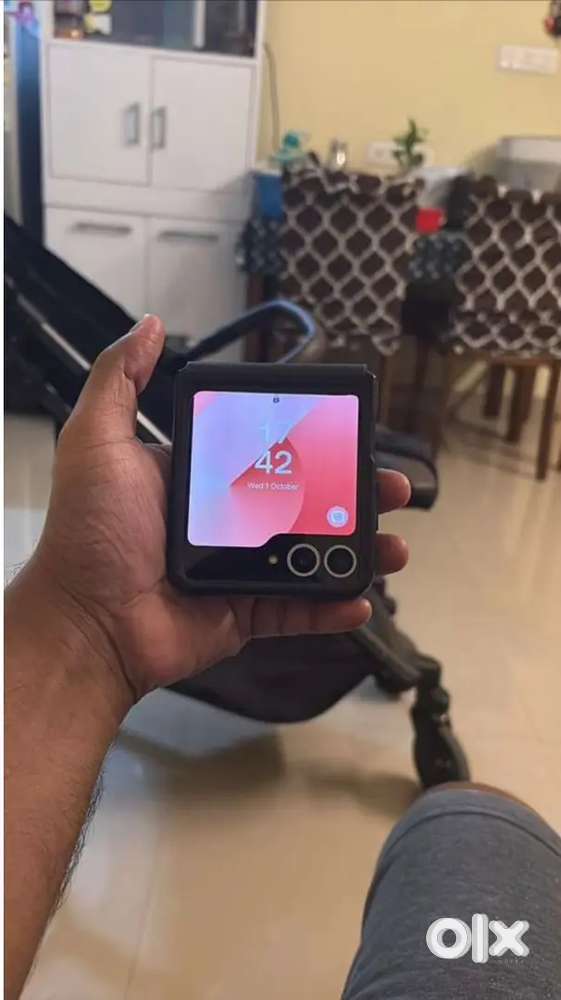 Samsung flip z 6 for sale