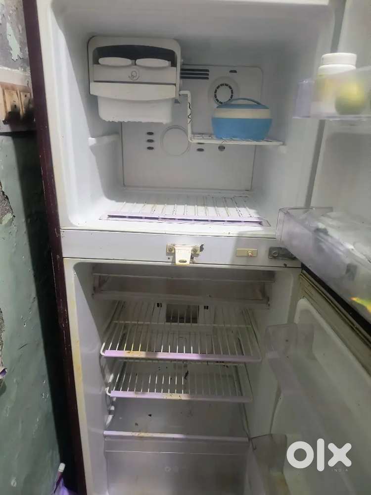 LG refrigerator