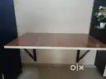 Folding daining table