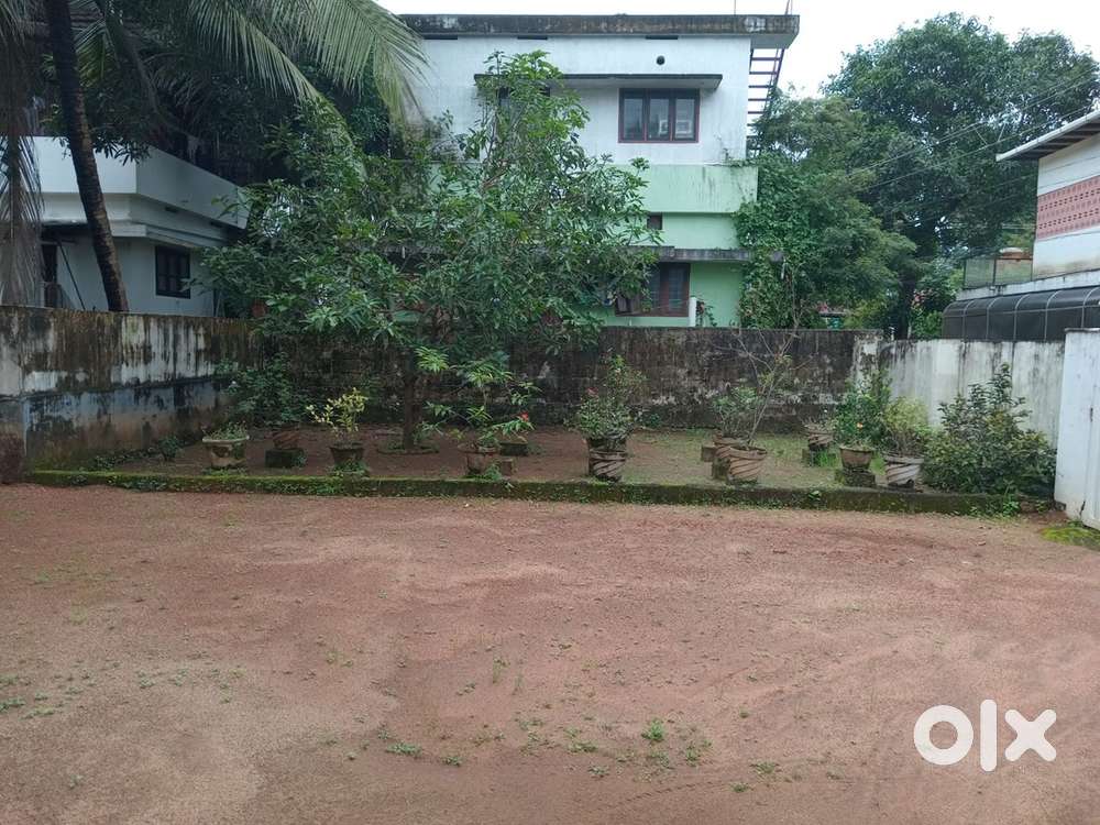 3 OR 4 Cent Plot Available for sale in Kuriachira