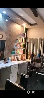 3 room with home beuti parlour rent
