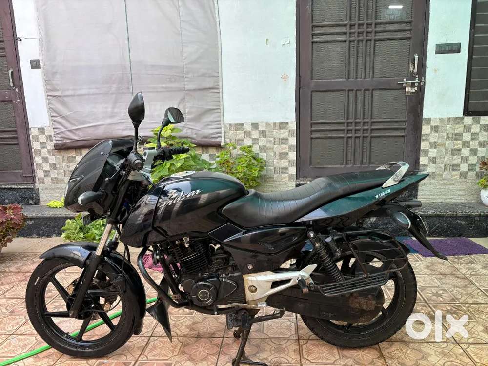 Bajaj pulsar 2011 model 150 dtsi