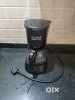 Croma coffee maker machine with cover and packaging