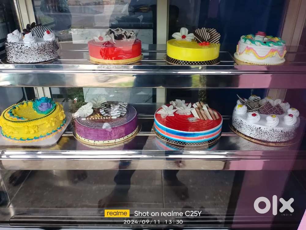 RK Cake & Gift Shop.