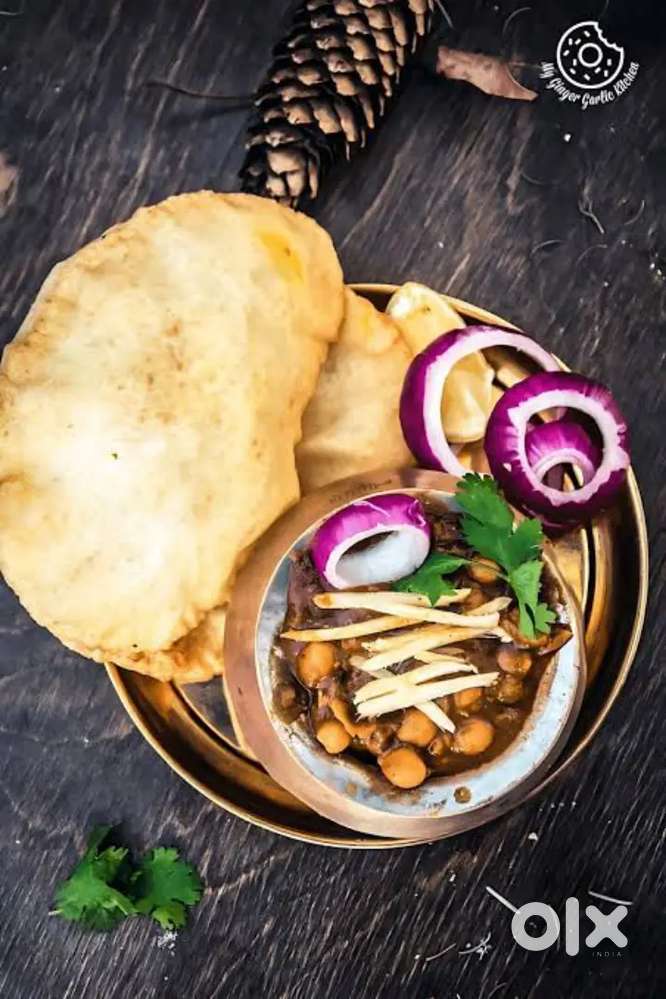 Chole Bhature Cook aur bhartar safai Helper chaiye