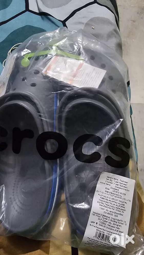 Brand new crocs