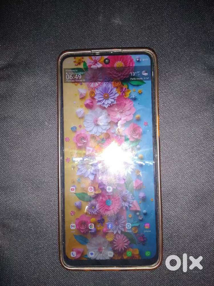Motorola 12gb +256gb 5g mobile