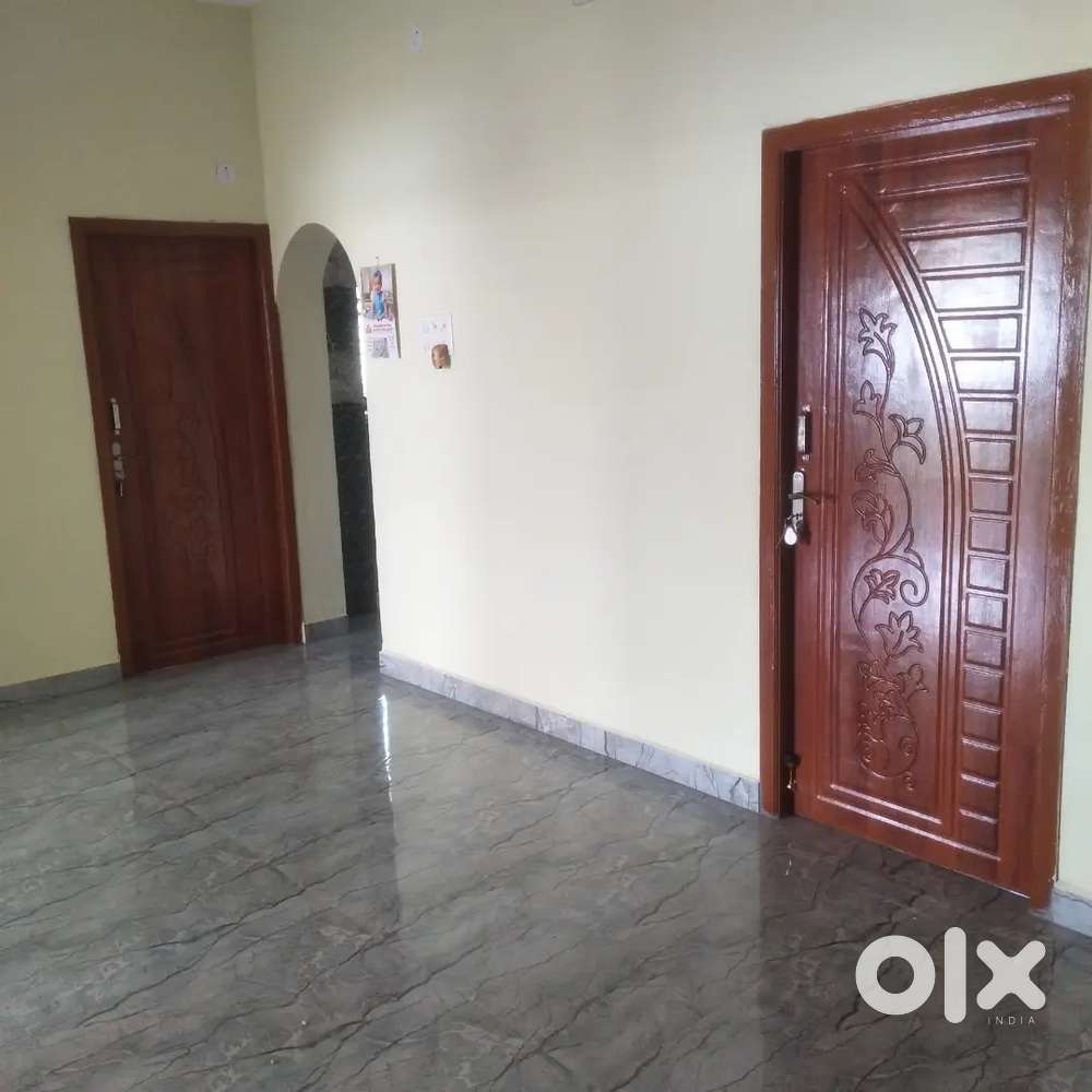 Rent House in AMK Nagar