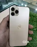 iPhone 11 pro max in good condition must check