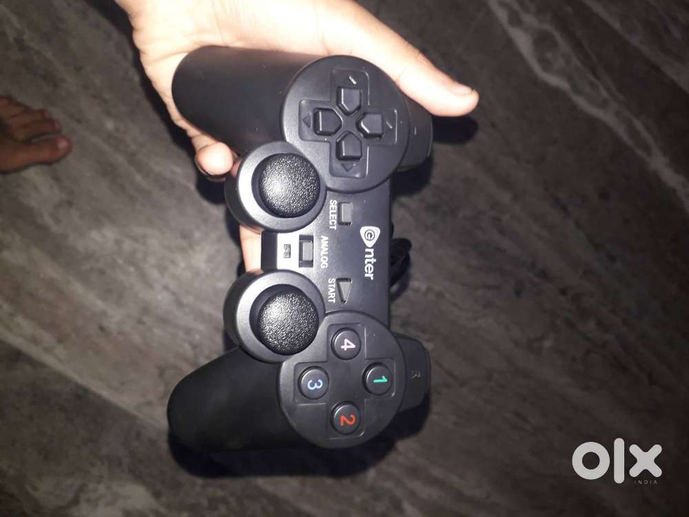 Enter USB Wired Gamepad  PC Compatible  Almost New  Uttam Nagar wes
