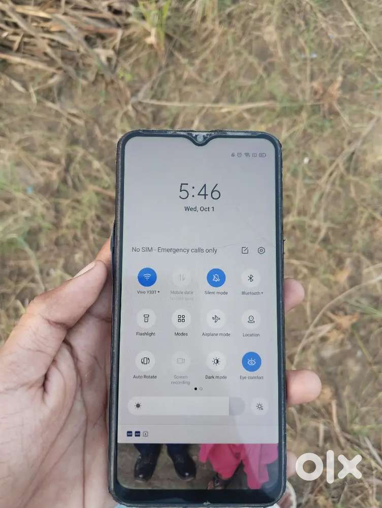 Neww condition mobile hai with new cover