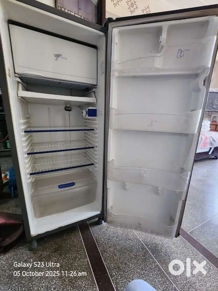 Whirlpool refrigerator