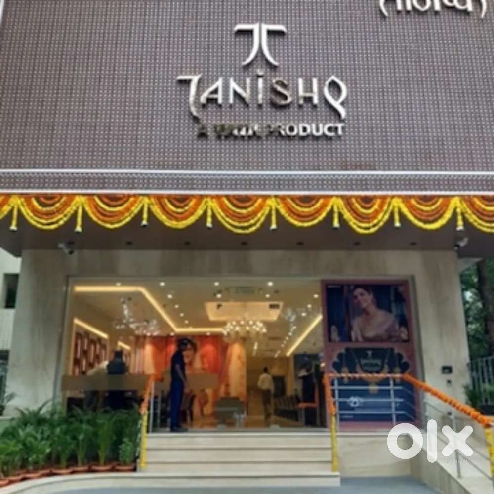 VACANCY FOR @TANISHQ JEWELLERY SHOWROOM IN LUCKNOW APPLY NOW !!.