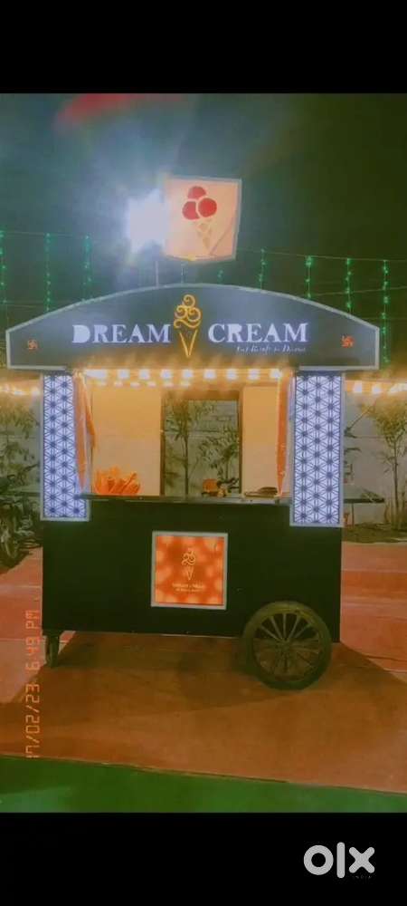 इसे स्टाल,दुकान, मैरेज हॉल में किसी फंक्शन में icec cream bna kar bech