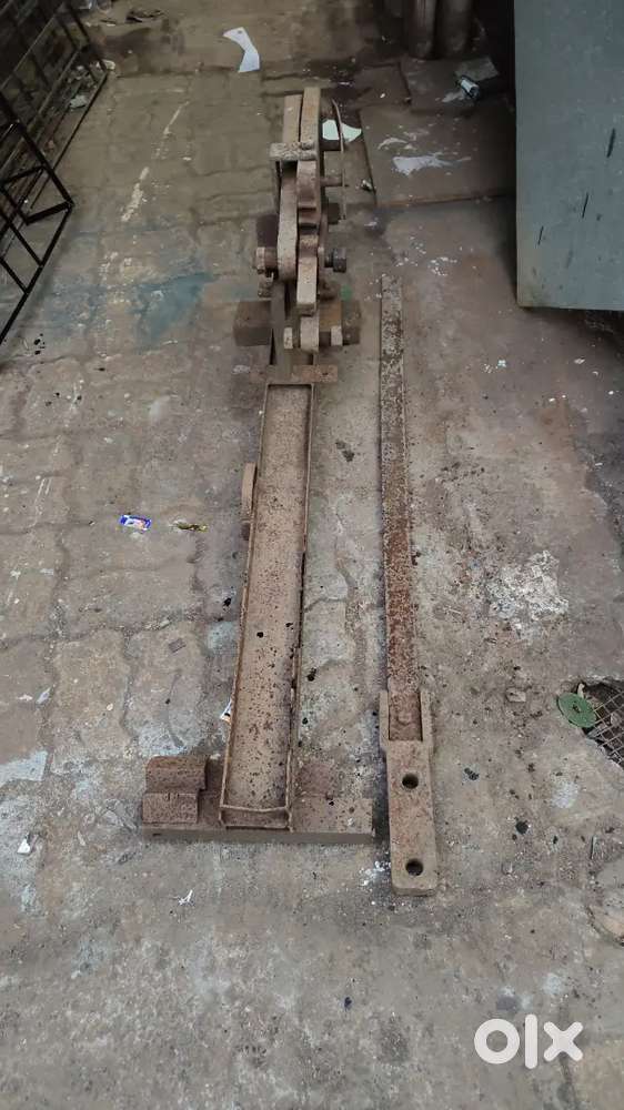 Welding machine and Metal kaichi