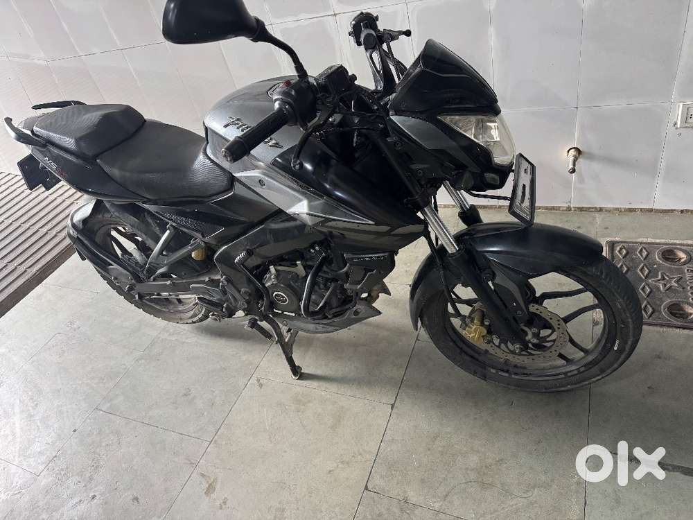 Pulsar 160 with good conditions