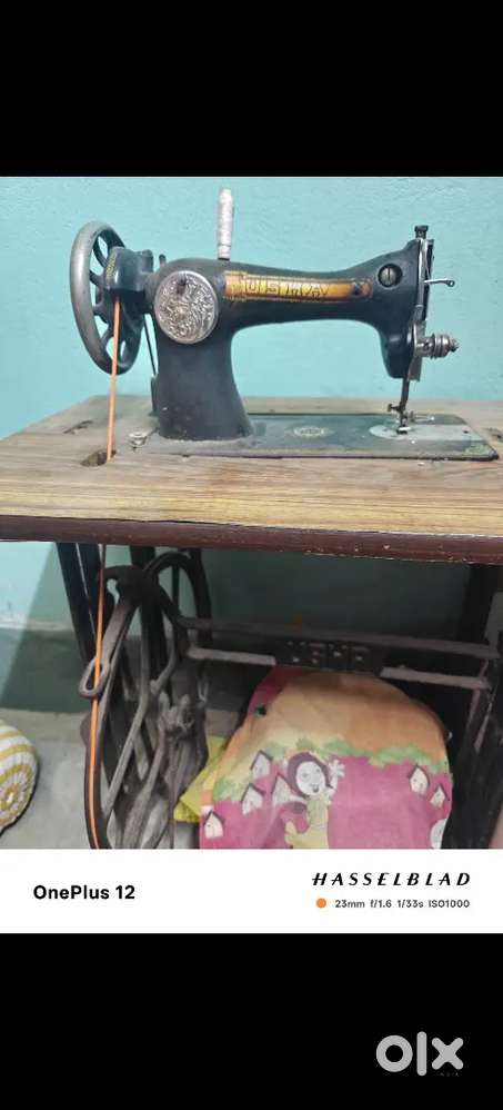 Usha Sewing Machine for Sale – Good Condition