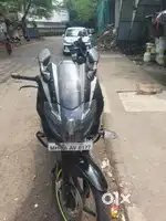 Bajaj pulsar 220 bike